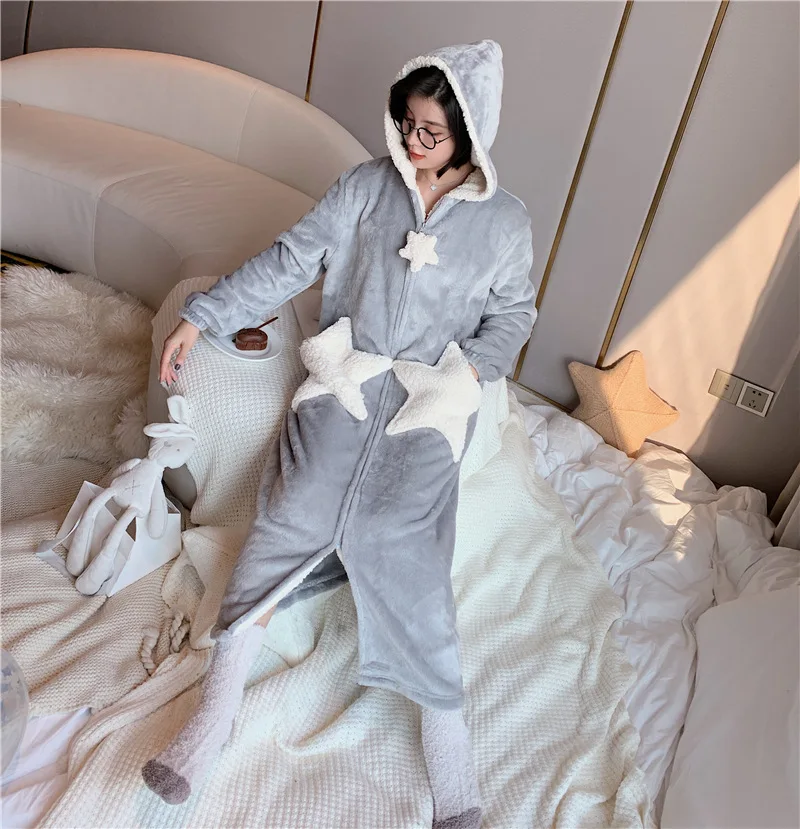 

Пижама, серый домашний стиль, зимняя Милая Одежда для новорожденных, Фланелевая пижама с рисунком звезд и луны, женский халат