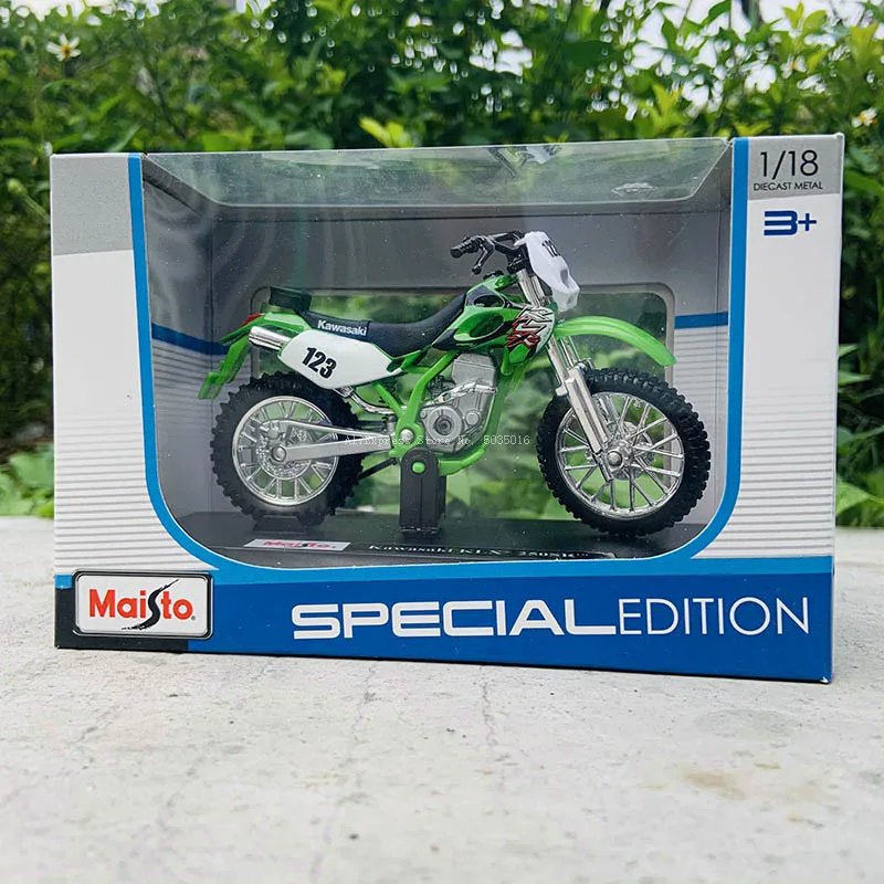 Модель мотоцикла Maisto 1:18 Kawasaki KX 250 F литье под давлением коллекция из сплава хобби