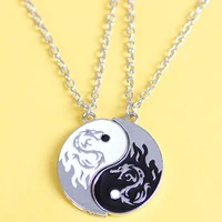 2 piece best friend necklace men and women alloy pendant fashion ladies collar jewelry alloy tai chi accessories gift