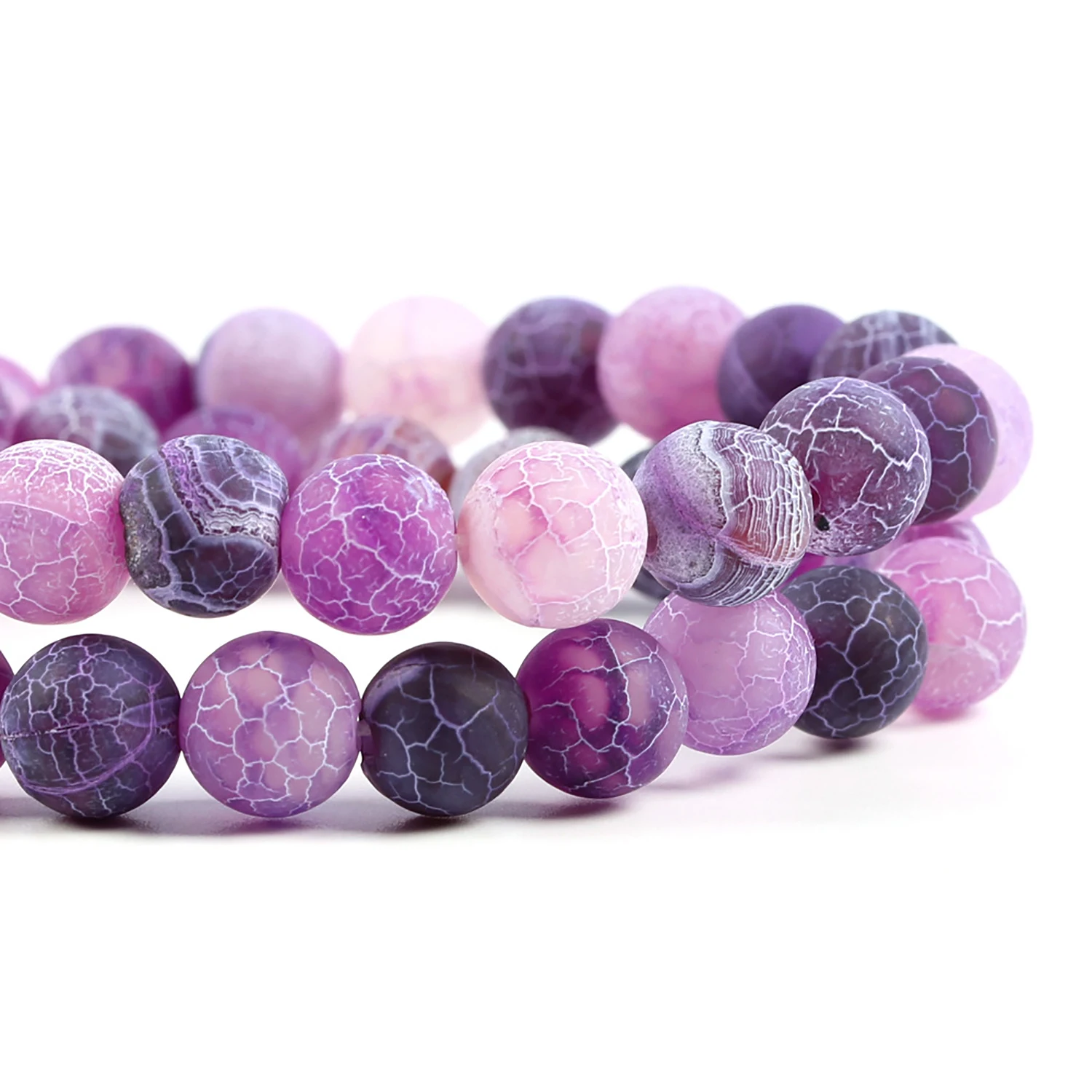 бусины фиолетового цвета натуральные. пластмассовые бусины. сиреневые бусины. граненые бусины 8 мм. сиреневые бусины.