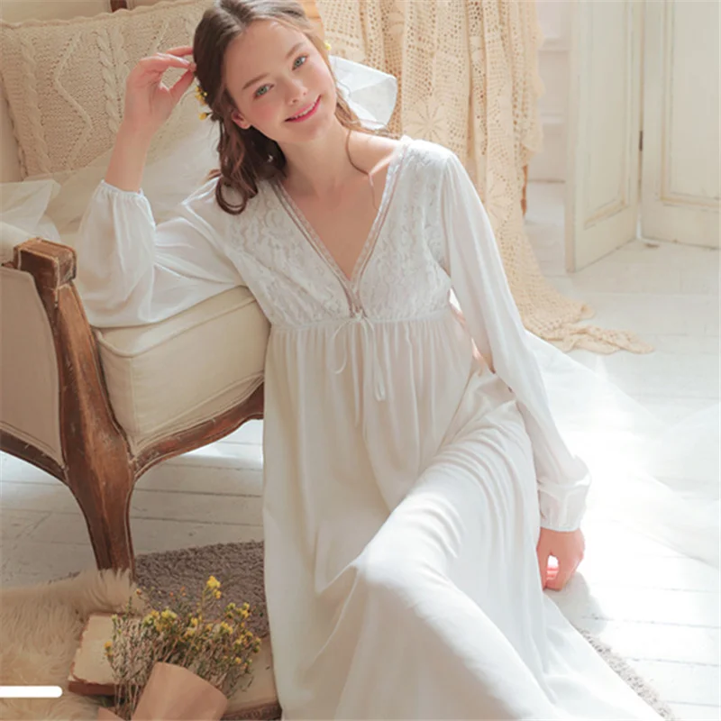 Vintage Sexy Sleepwear Maternity Pajamas Women Cotton Medieval Nightgown White Deep V Neck Backless Princess Night Dress | Мать и ребенок