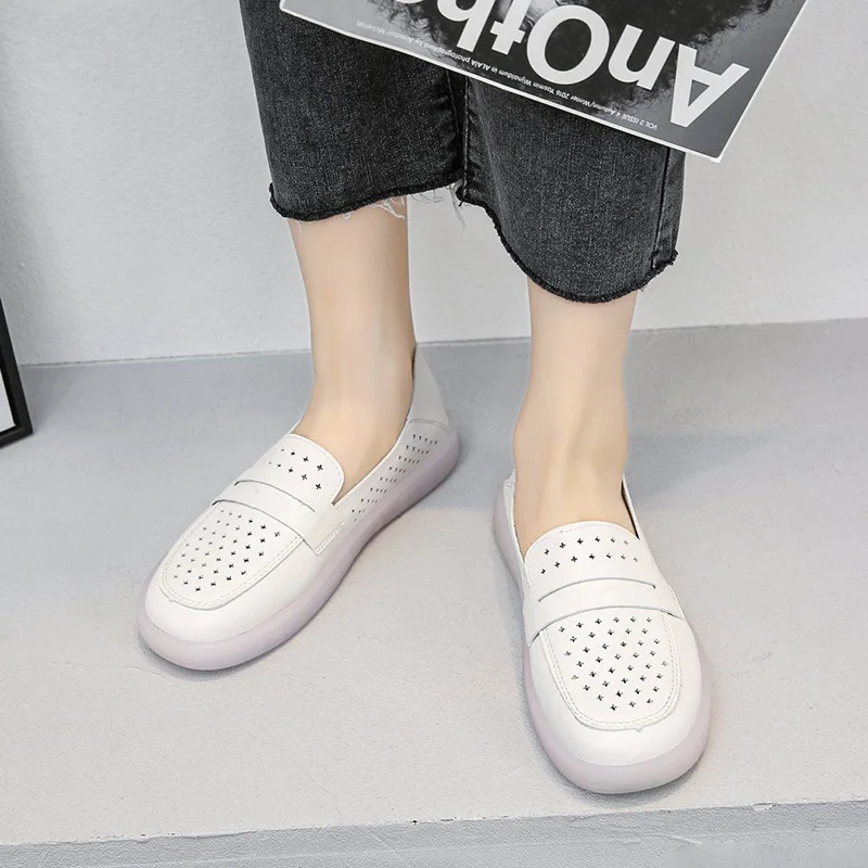 

All-Match Shoes Woman 2021 Round Toe Soft Shallow Mouth Modis Casual Female Sneakers New Nurse Summer Cute Small Solid PU PVC Le