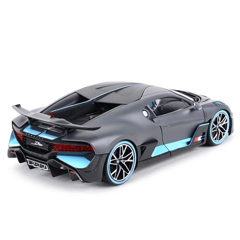 Bburago 1:18 Bugatti Divo спортивный автомобиль статическая литая модель сплава Модель автомобиля