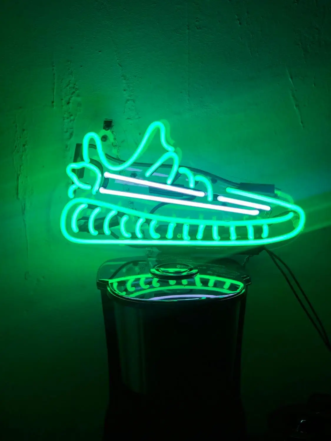 HD004 SHOES YEZZY  GREEN AND WHRITE  Neon Light Custom Neon Sign