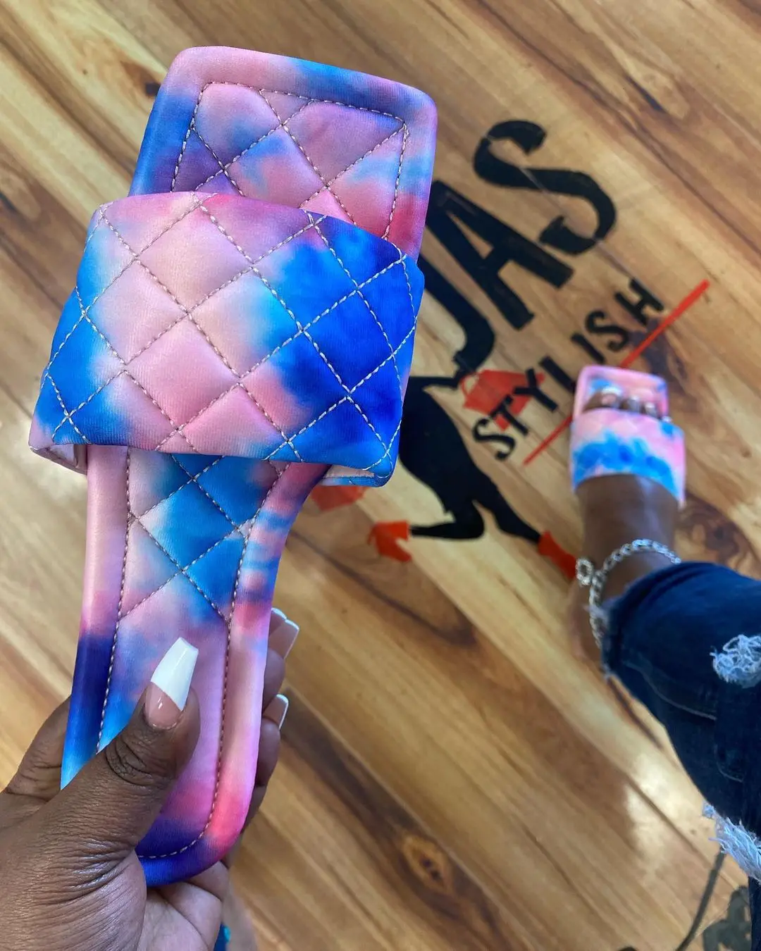 

Sandaleas De Mujer 2021 Rainbow Slippers Female Flat Open Toe Sandals Large Size Colorful New Square Head