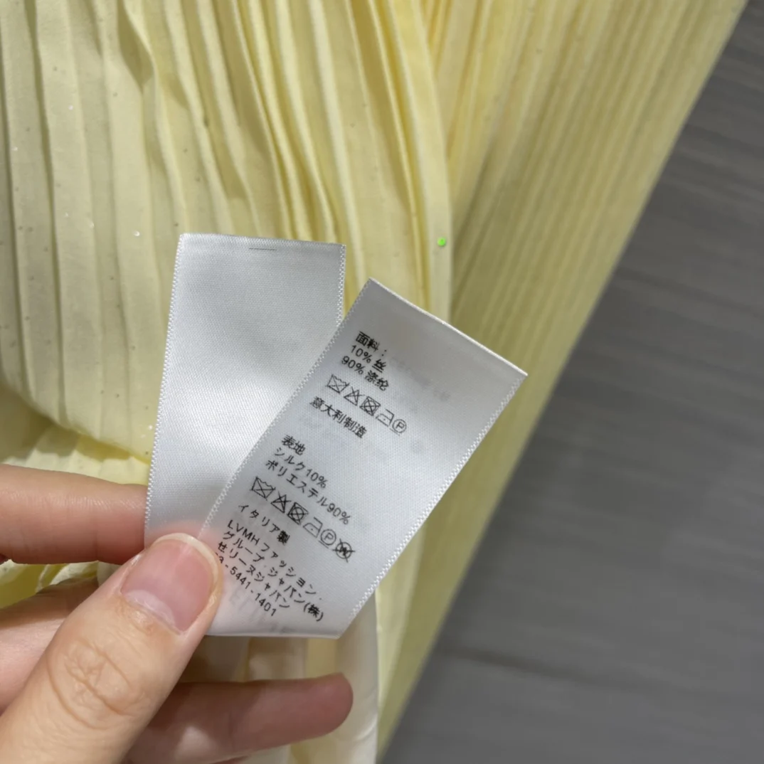 

Elegant Light Yellow Dresses for Women Summer New 2021 Pleated Design High Waist Slim Dresses Fashion Short Sleeve Pleated Dress