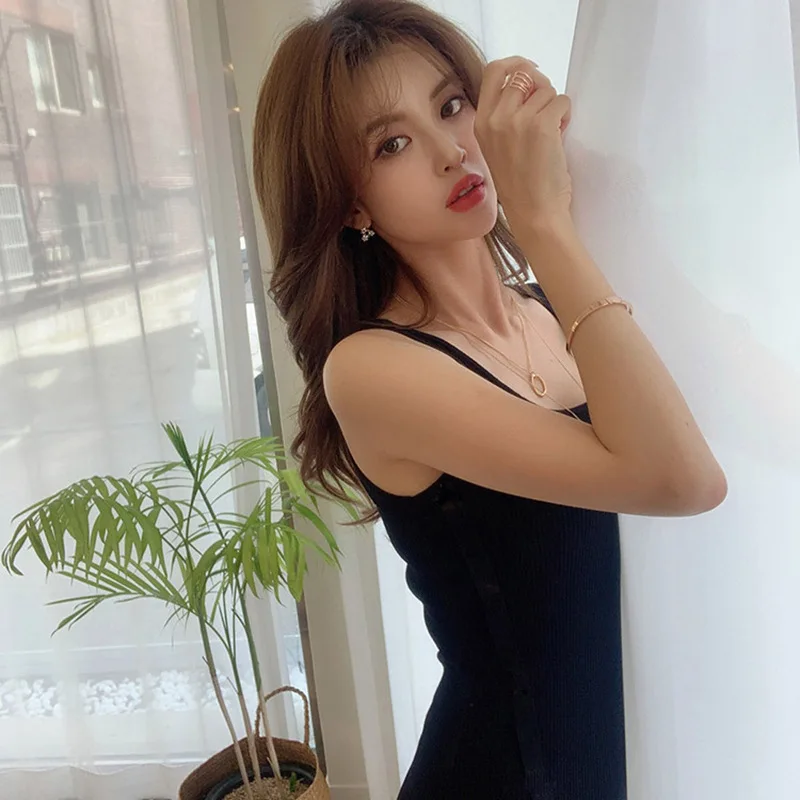 

Korean knitted vest 2020 summer fashion temperament slim sexy split sleeveless ice silk dress