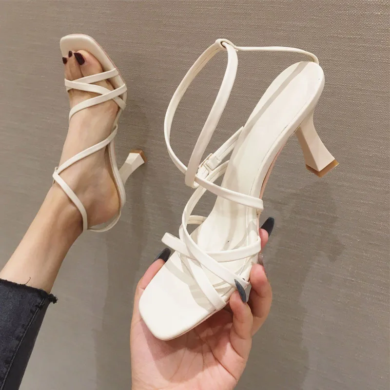 Сандалии A line женские в сказочном стиле на тонком каблуке подходят к любой одежде