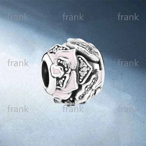 

791527EN40 Pink Delicate Rose Charm