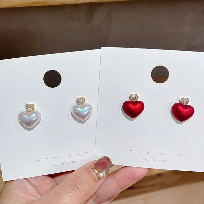 

Korean 2022 Heart Shape Earrings for Women Couple Earrings White Red Color Metal Jewelry Simple Studs Earring