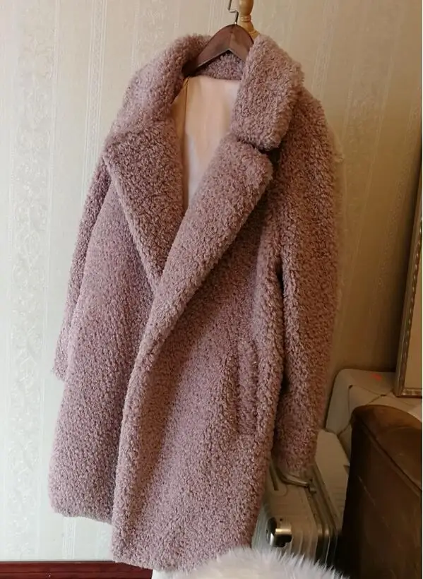 Женская Шуба из меха ягненка розовая удлиненная шуба искусственного с отложным