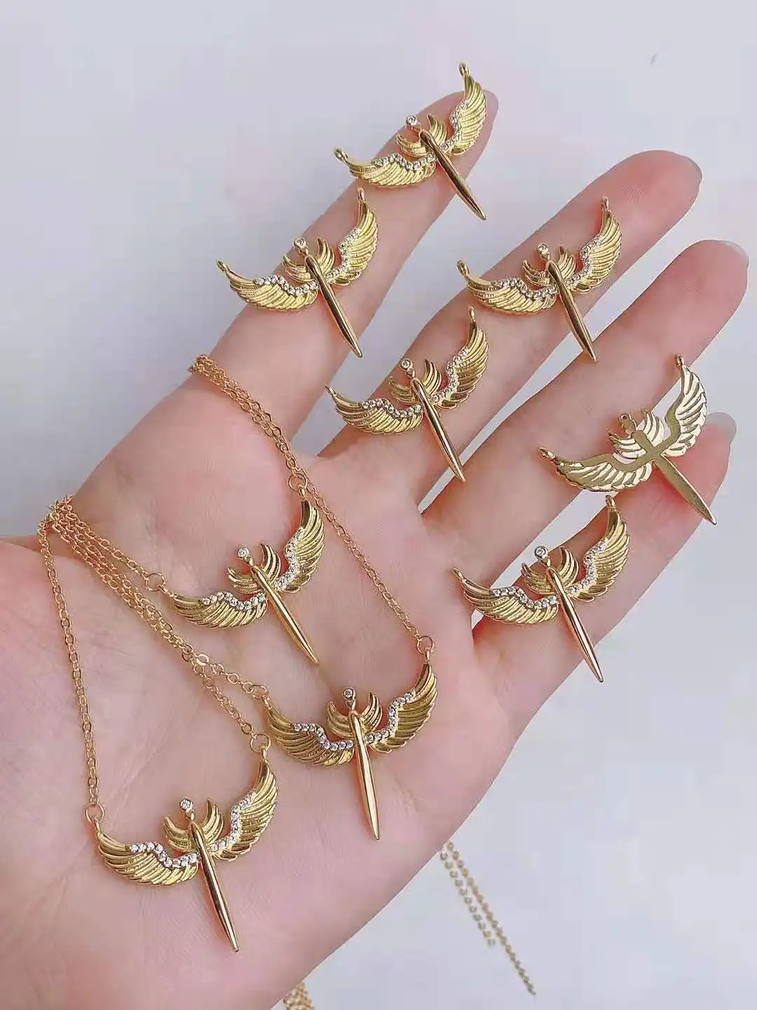 

5PCS Fashion Angel Shape Pendant Charms, Gold color Plated Jewelry Pendant