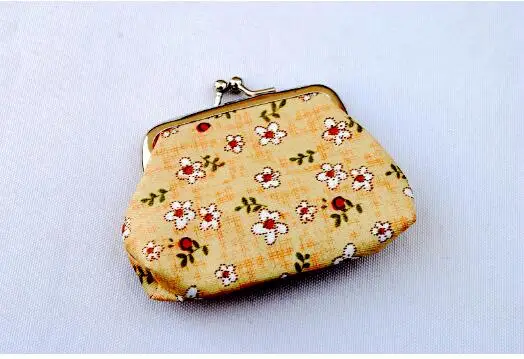 2022 New Flower Pattern Retro Wallet Female Purse Bag Women Wallets and Purses Vintage Short Wallet Coin Purse Women Small Walle