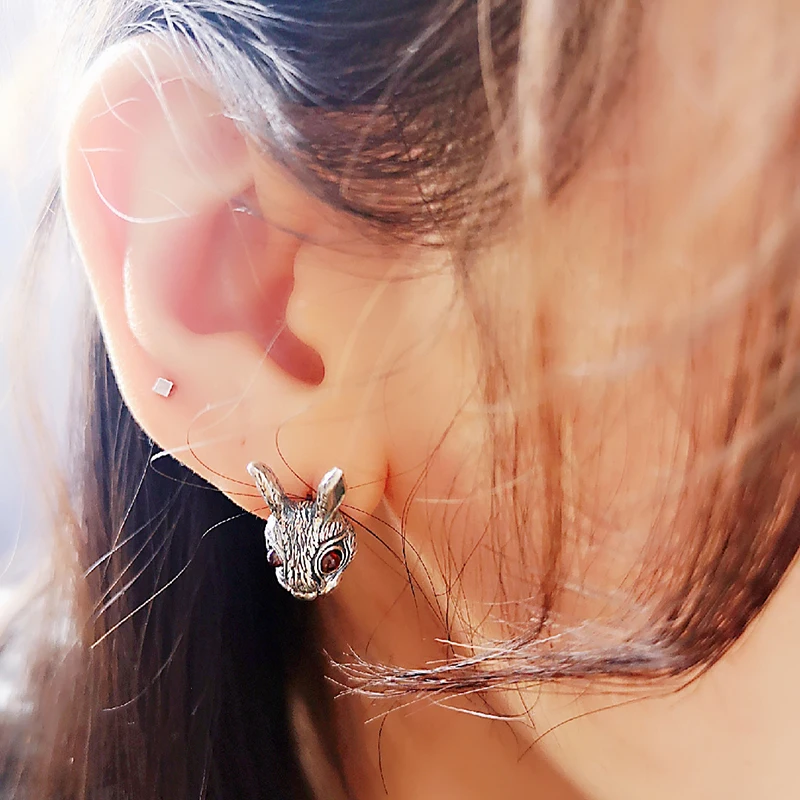 

Kinel 2020 New Arrival 3D Rabbit Stud Earrings S925 Sterling Silver Ruby Eyes Earrings For Women Halloween Gifts Vintage Jewelry