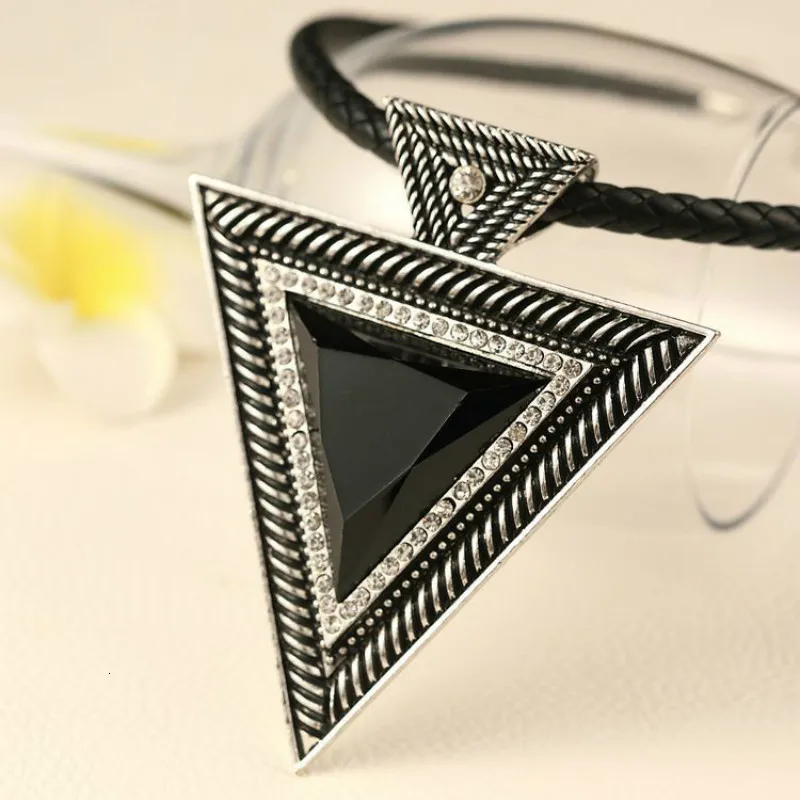 Винтажные Чокеры массивные ожерелья для женщин в стиле бохо черная кожа