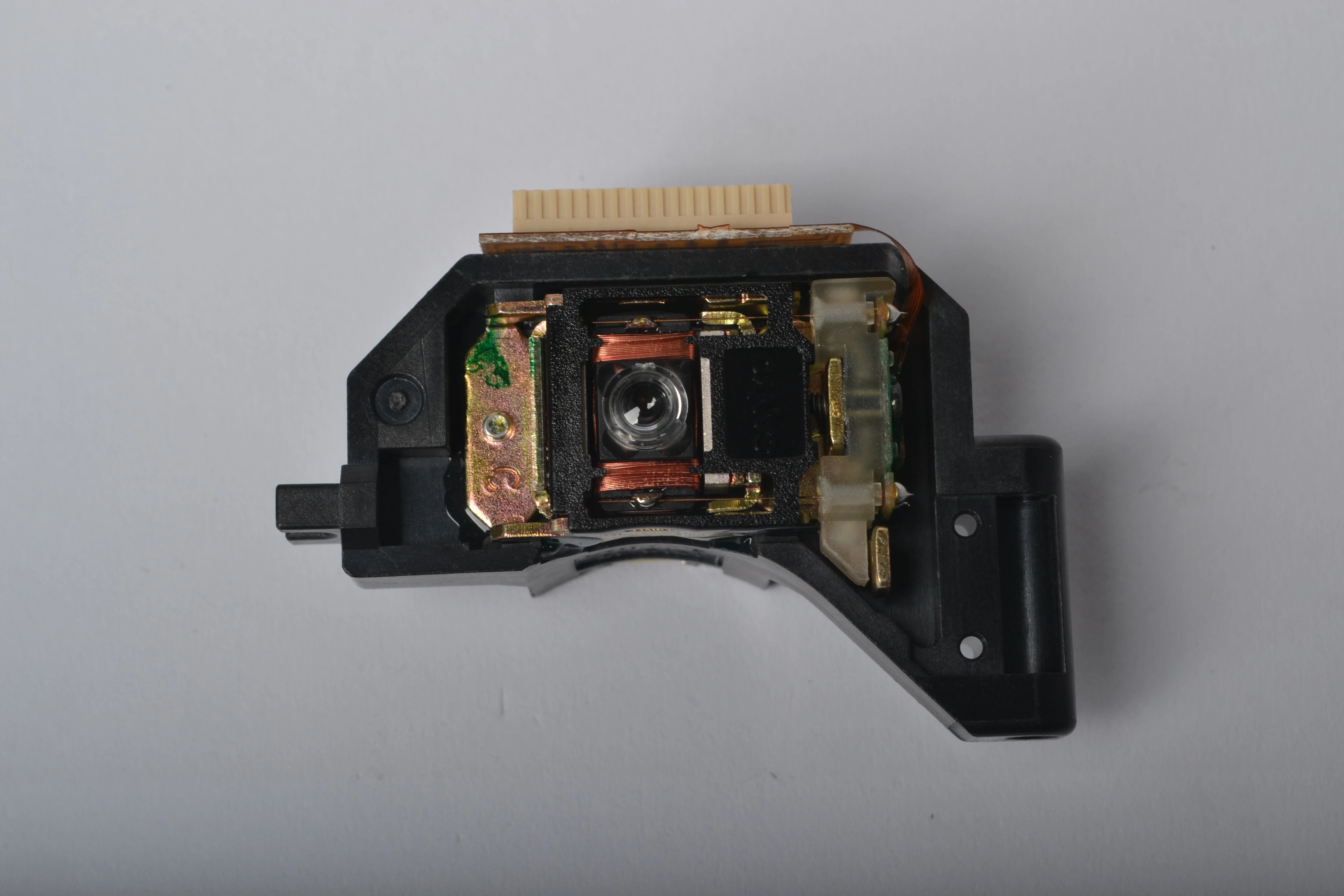 

10 шт./лот Фирменная Новинка SF-P151 SFP151 P151 17PIN же Используйте SPU3200 16P TEAC 540E PVR-560X оптические линзы лазера палочки ups Блока Optique