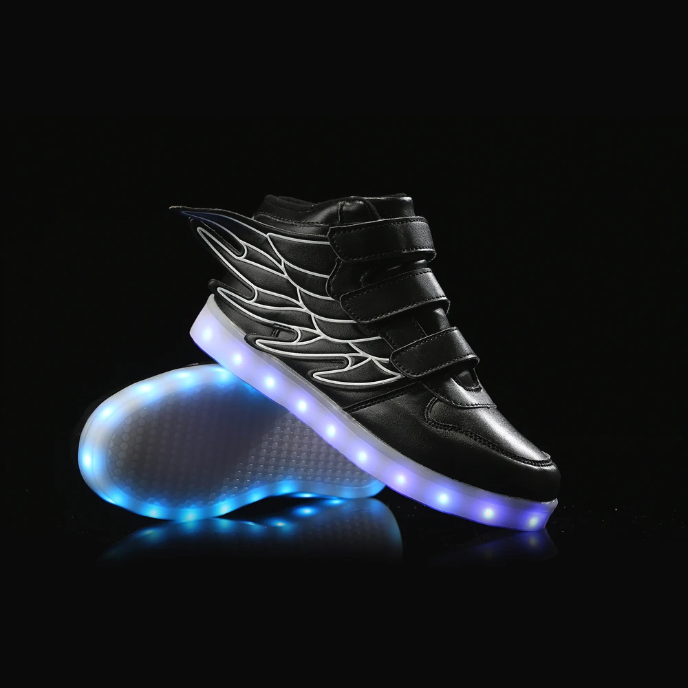 Кроссовки Детские со светодиодной подсветкой и пультом ДУ | Мать ребенок