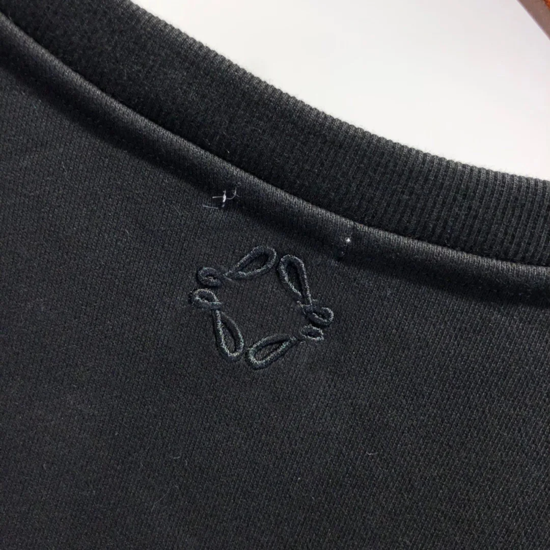 

2021 New Arrival Women Coconut embroidered crew neck plus velvet sweatshirt top for women