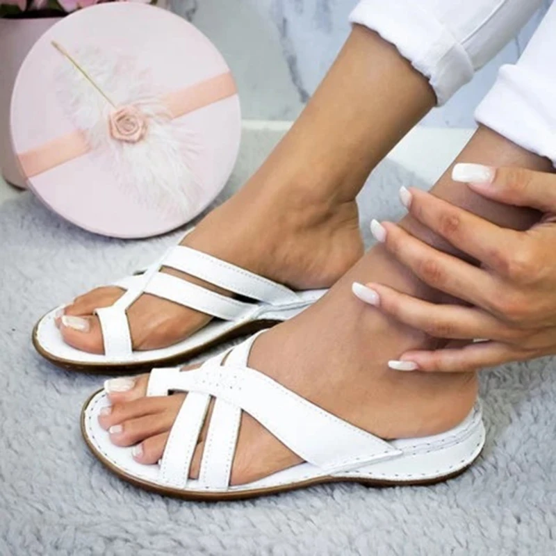 

Design New Women Sandals Cross Summer Shoes Footbed Platform Flat Sandals Flip Flop Ladies Soft Bottom Slippers