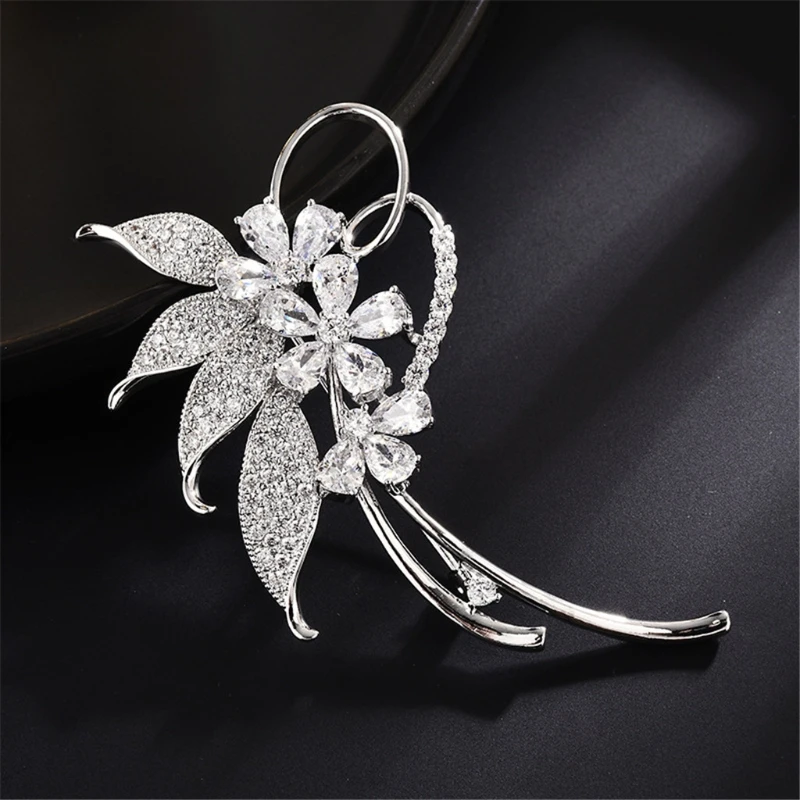 

Brooches for Women Vintage Fashion Style Elegant Wedding Pins Party Brooch
