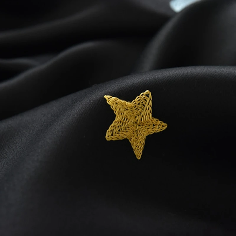 С рисунком из мультфильма космическая планета затемненные занавески для детей