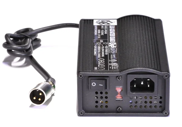 Свинцово Кислотное гелевое зарядное устройство для аккумуляторов 24 В 6 А