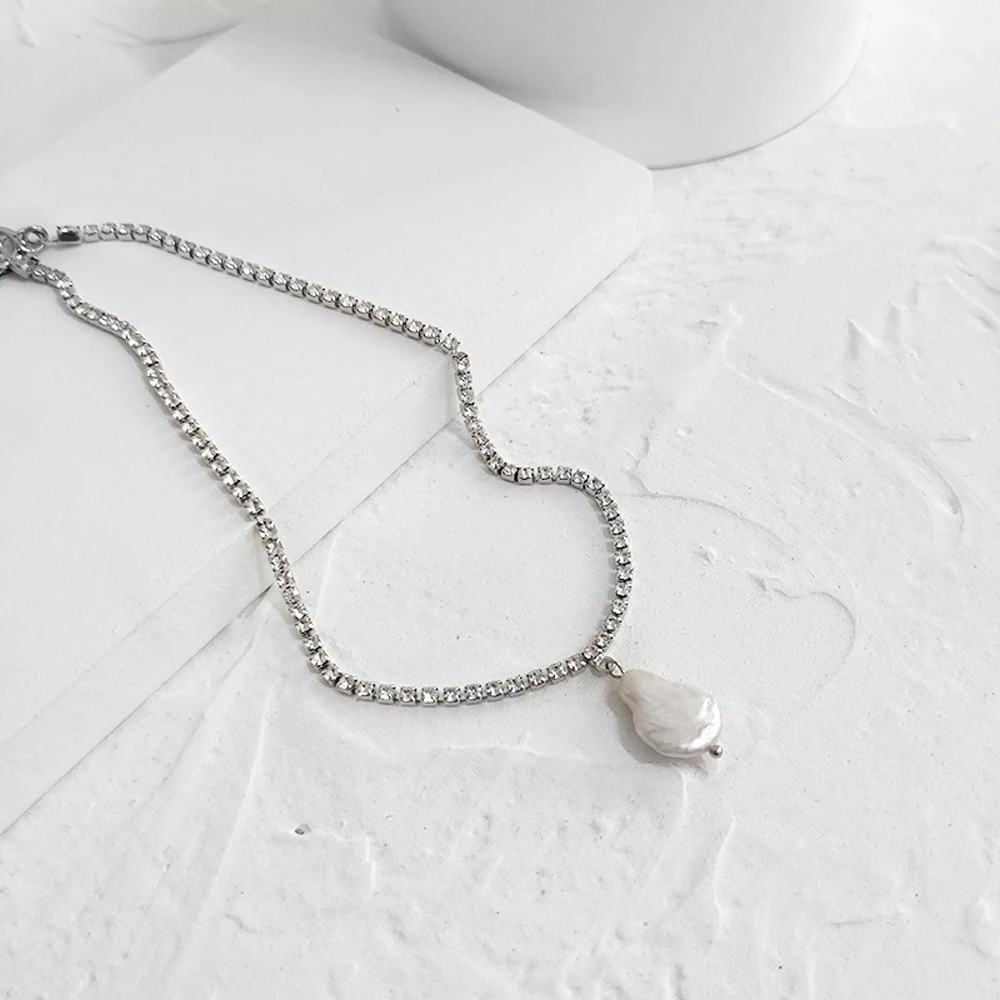 

Contracted Baroque Clavicle Necklace Restoring Ancient Ways Women Creative Fashion Temperament The Necklace