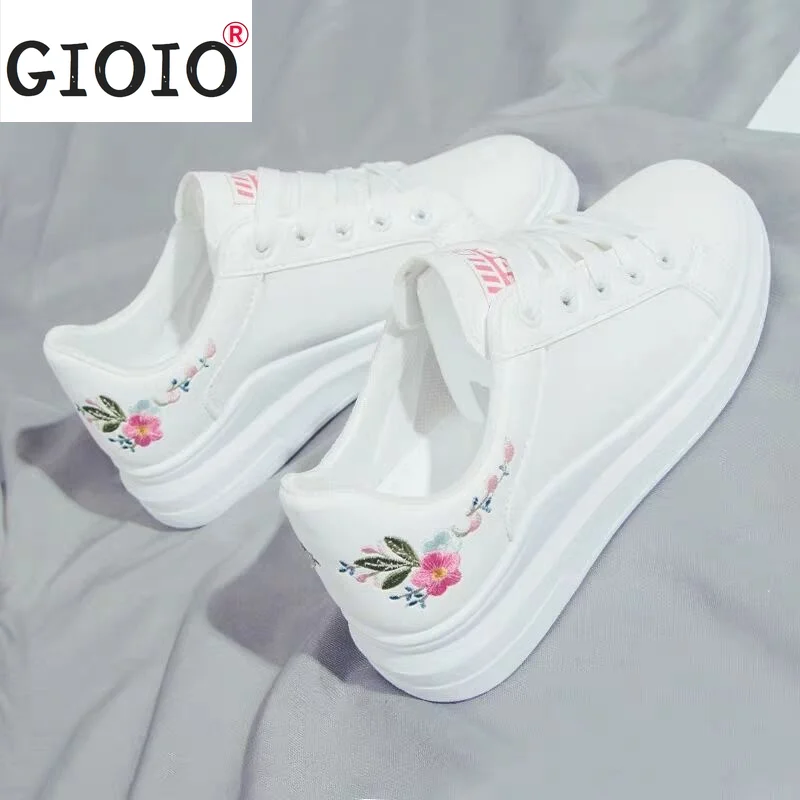 

Модная женская обувь, белая Повседневная дышащая женская повседневная обувь на плоской подошве с цветами, универсальная удобная женская сп...