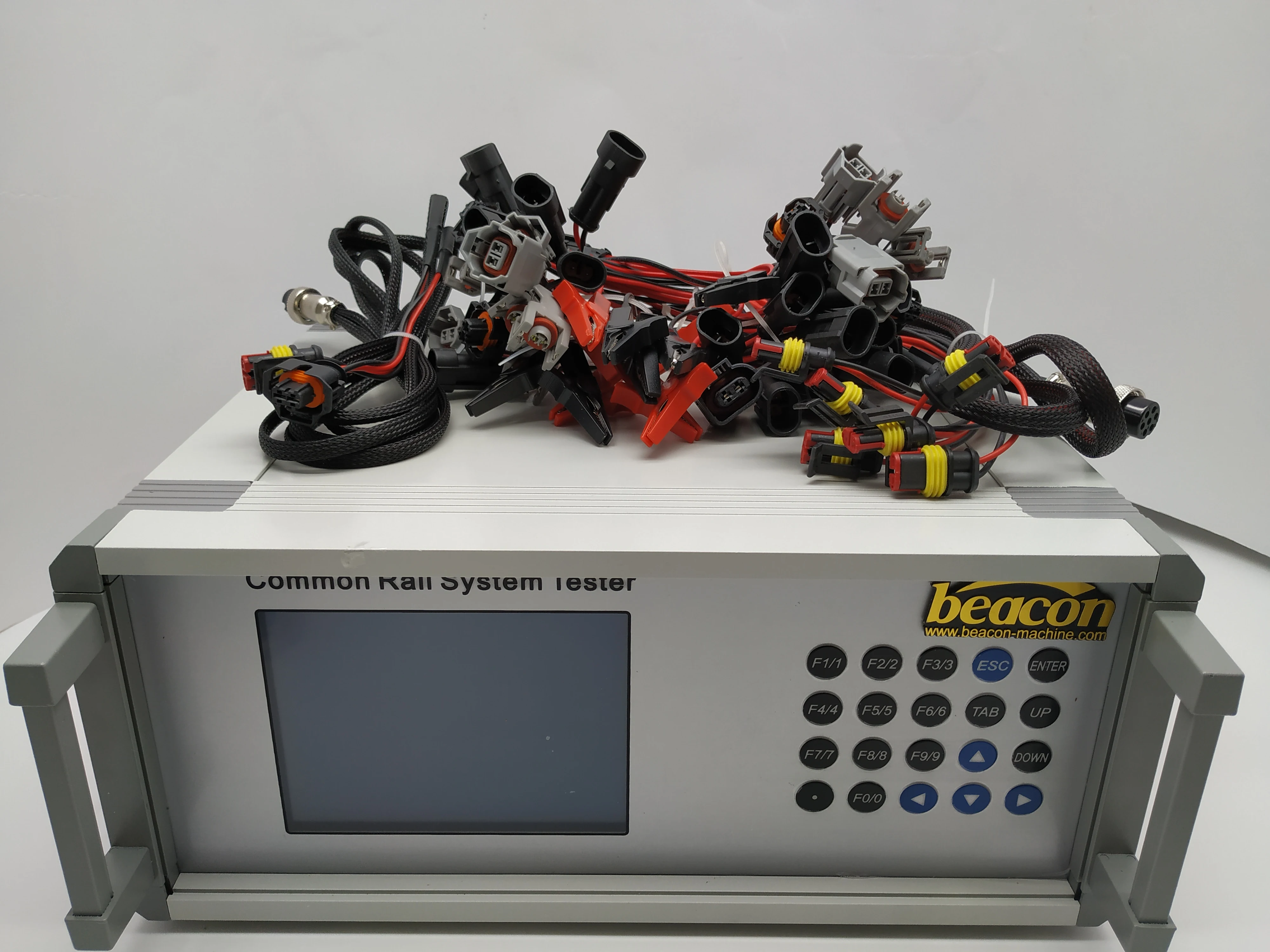 

the common rail test system pump and injector test with piezo function CR2000a CRS3 common rail injector and pump tester