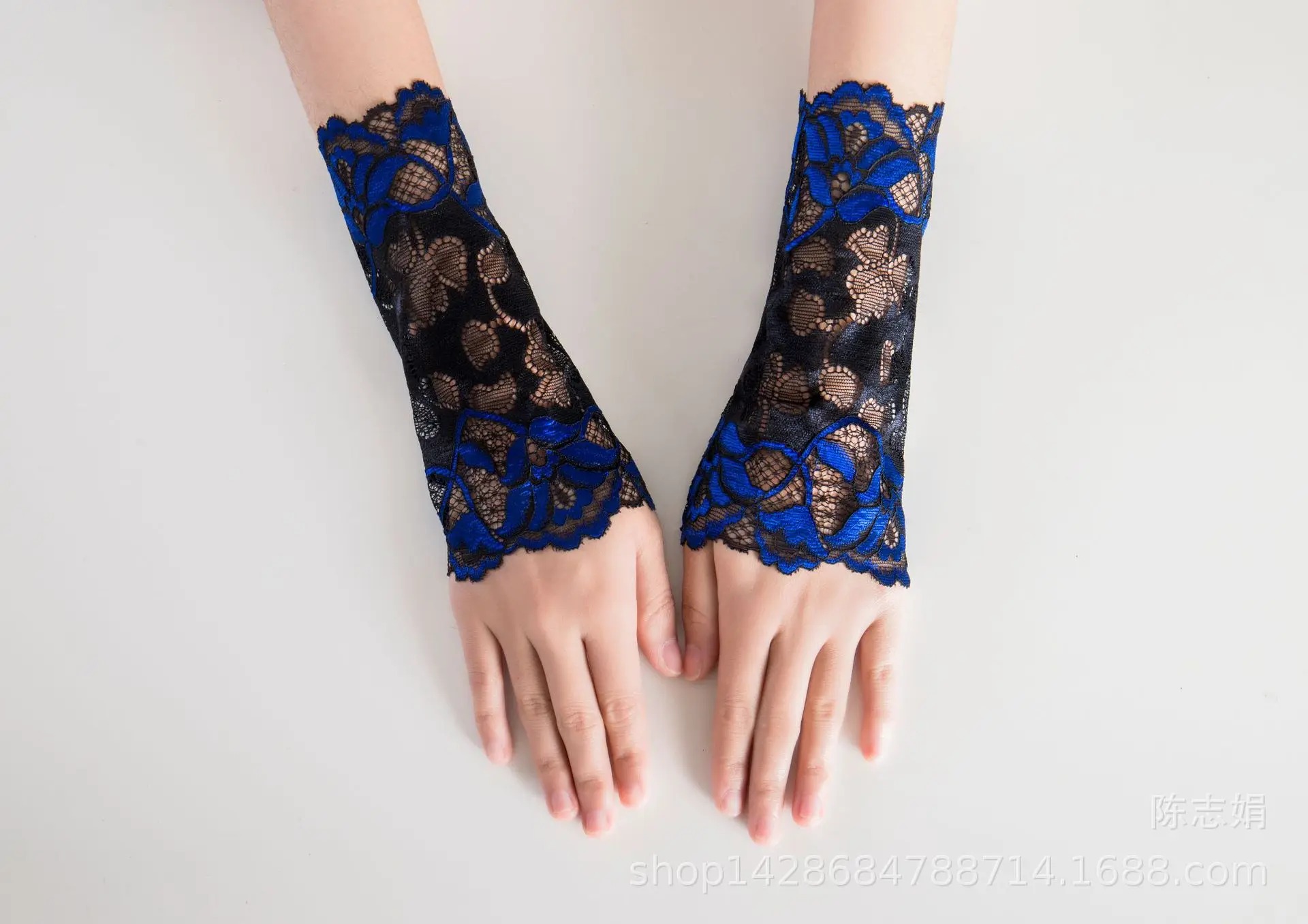 

NEW Summer Best Sale Sailor Dance Long Fingerless Womens Sexy Lace Gloves Ladies Half Finger Fishnet Gloves Heated Mesh Mitten