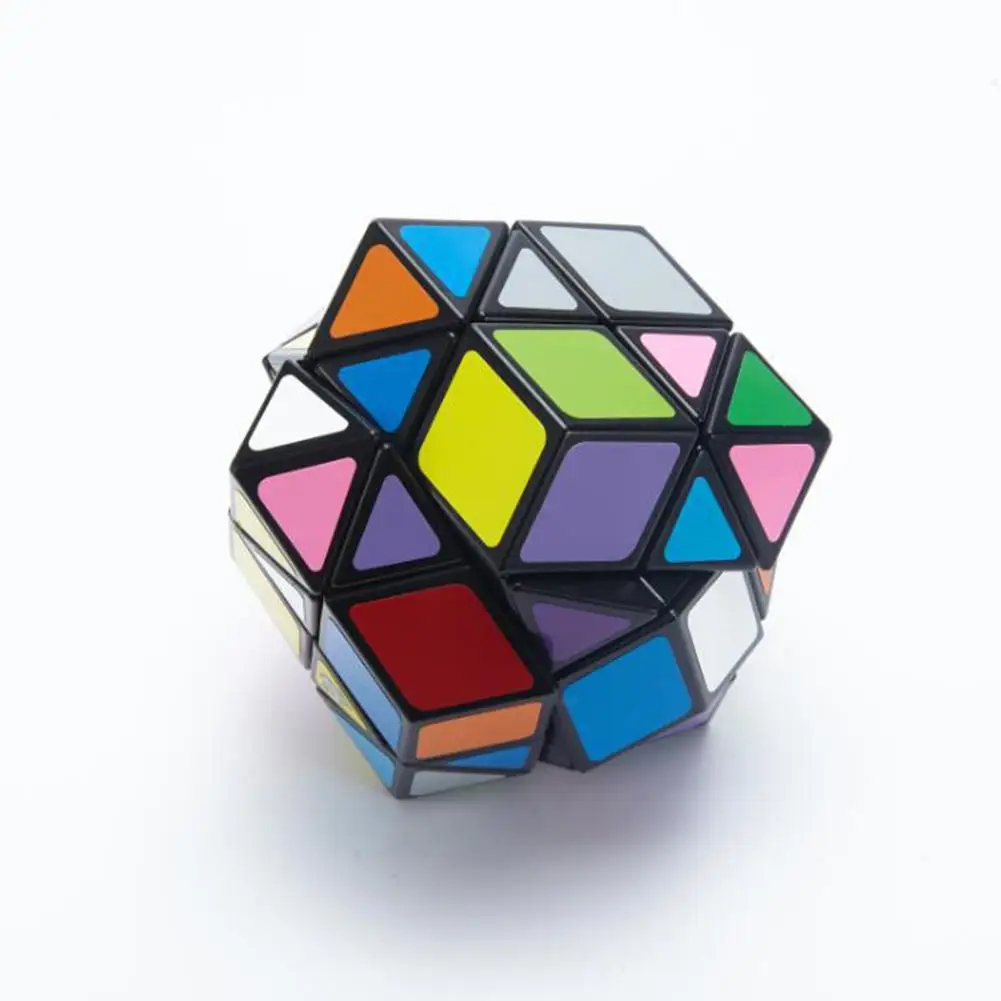 

Lanlan Magic Cube Smooth Twelve Axles Twelve Rhombus Sides Abnormity Cube
