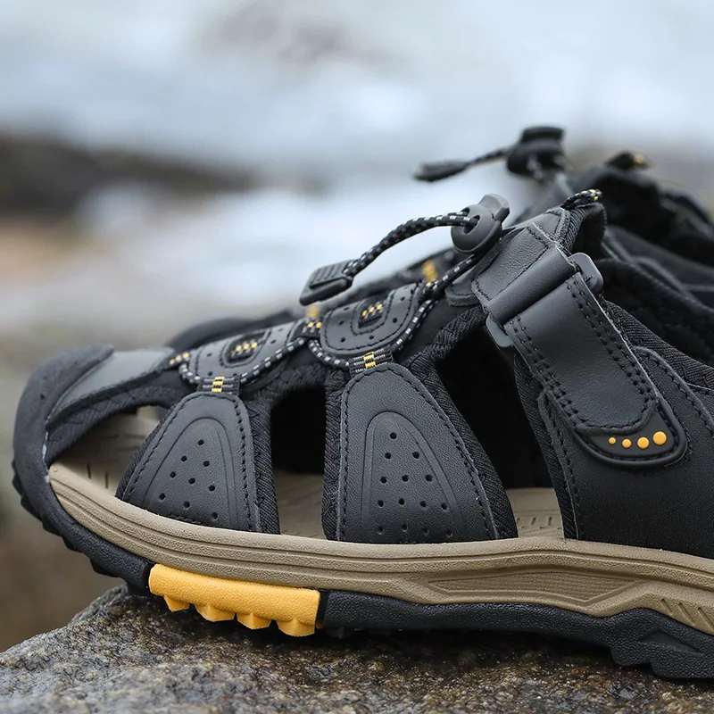 

Sandals Men's Summer Comfortable Breathable Leather Toe Shoes Men's Solid Color Simple Fashion Outdoor Casual Beach Shoes