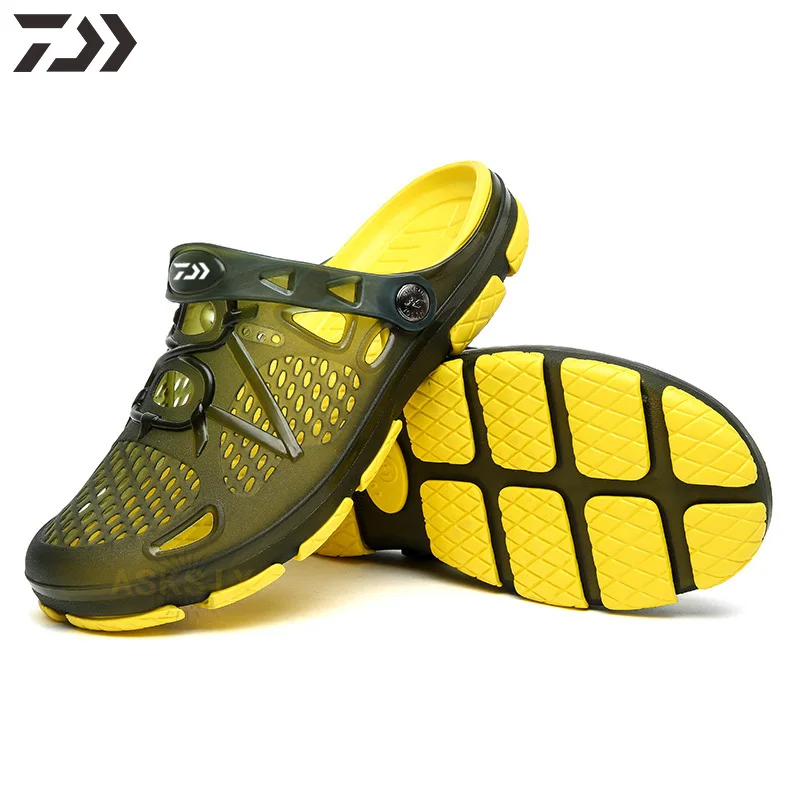 

Daiwa Men's Fishing Shoes Breathable Quick Dry Creek Shoes Non-slip Anti-sweat Wading Shoes Porous Shoes Slippers Beach Shoes