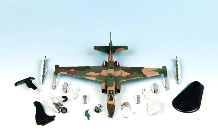 SU 25 SM FROGFOOT 1/72 литье под давлением модель самолета хобби мастер| |