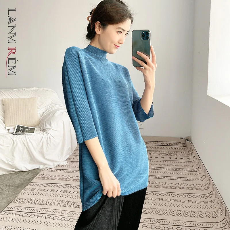 Футболка LANMREM Женская плиссированная свободная с высоким воротником и рукавом до