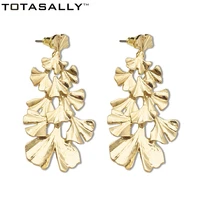totasally fashion gold color gingko leaves dangle earrings for women drop earring jewelery pendientes aretes de mujer