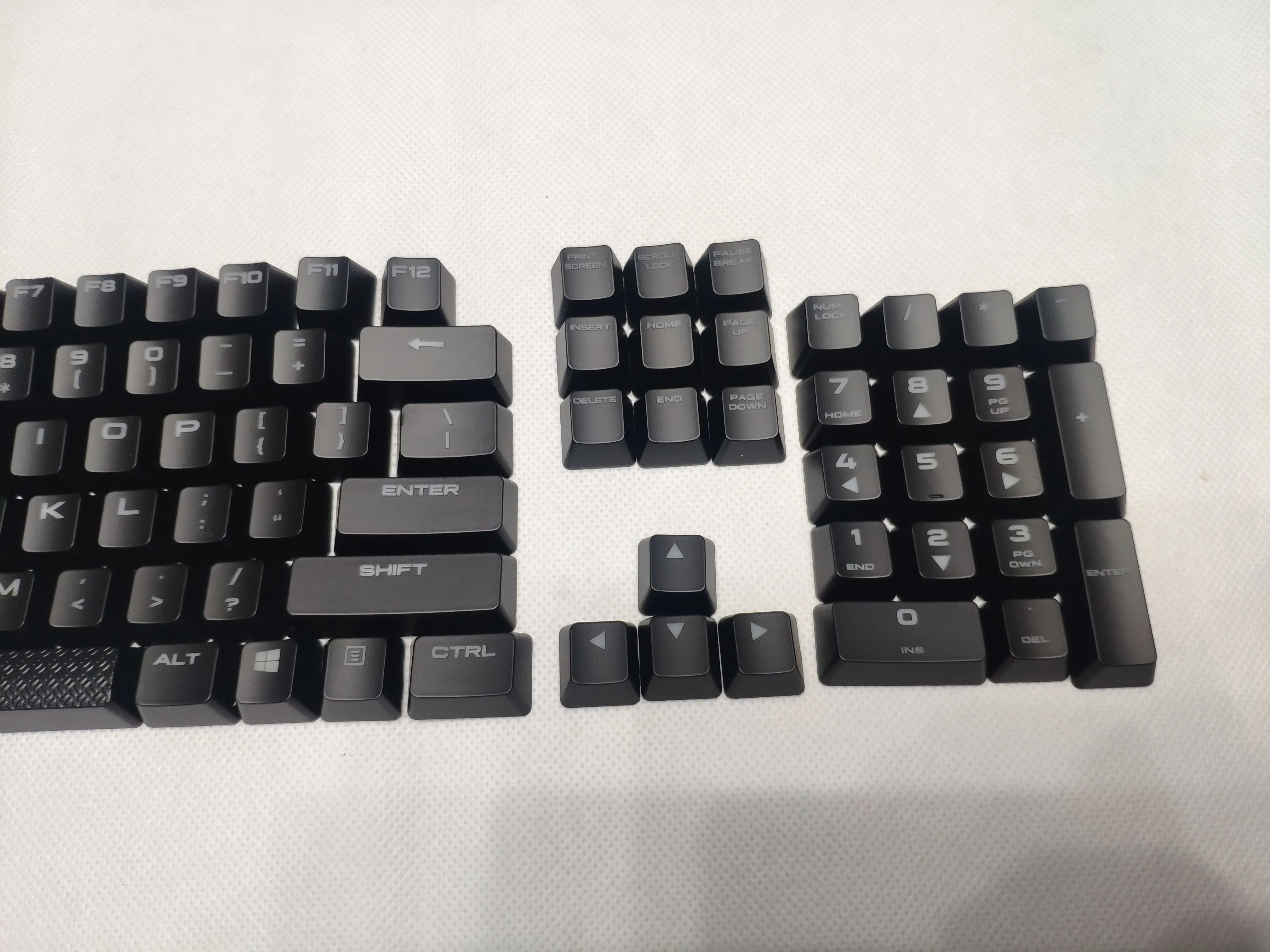Оригинальные чехлы для клавиш для механической клавиатуры CORSAIR K70 LUX/K70 LUX RGB/K95 можно продать