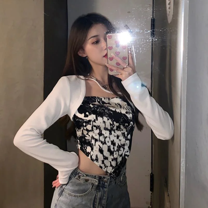 

INS Style Bottoming Shirt Design Sense Niche Stitching Fake Two