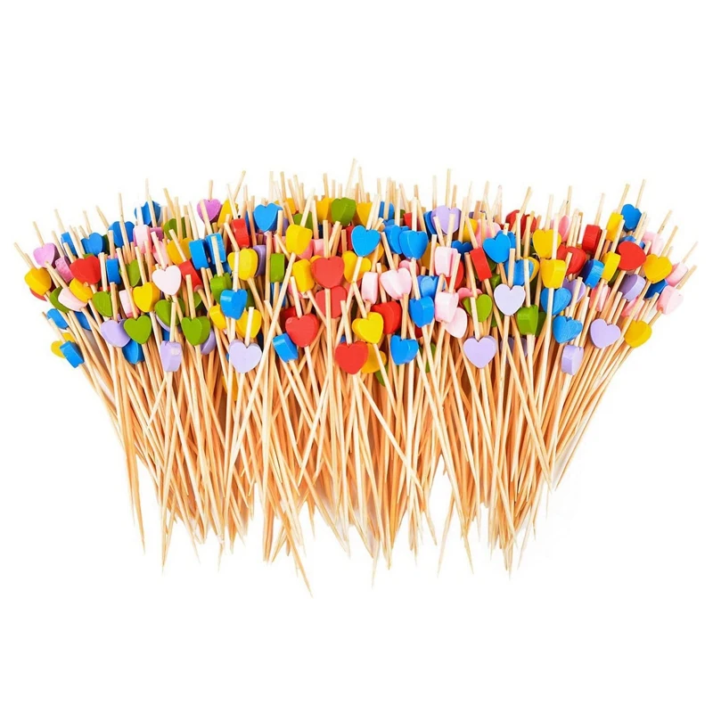 

200Pcs 4.7 Inches Cocktail Picks Handmade Heart Shape Bamboo Pick Buffet Cupcake Fruit Toothpicksfor Wedding Decor
