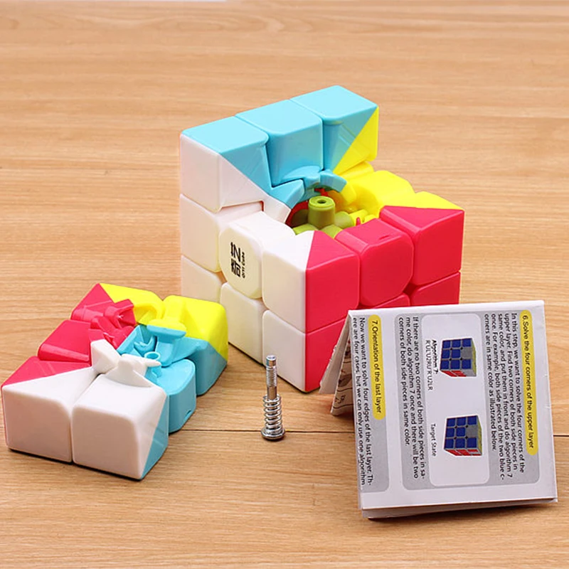 

3x3x3 Magic Cube Colorful Stickerless Cube Puzzle Professional Speed Cubes Learning&Educational Educational Toys for Students