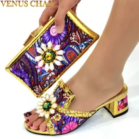 2022 nigerian new elegant women shoes and bag set full of rhinestone mixing metal decoration in gold color for party