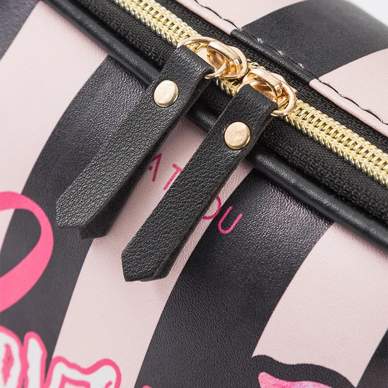 

FUDEAM PU Love Heart Lip Pattern Women Cosmetic Bag Multifunction Toiletry Storage Organize Waterproof Female Travel Makeup Case