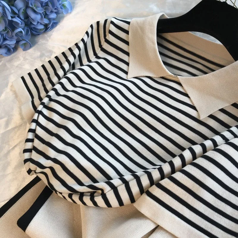 

Two Piece Set Women Summer 2021 Ice Silk Knitted Striped Short Sleeve T Shirts+Stretch Waist Full Length Pants Female Outfits