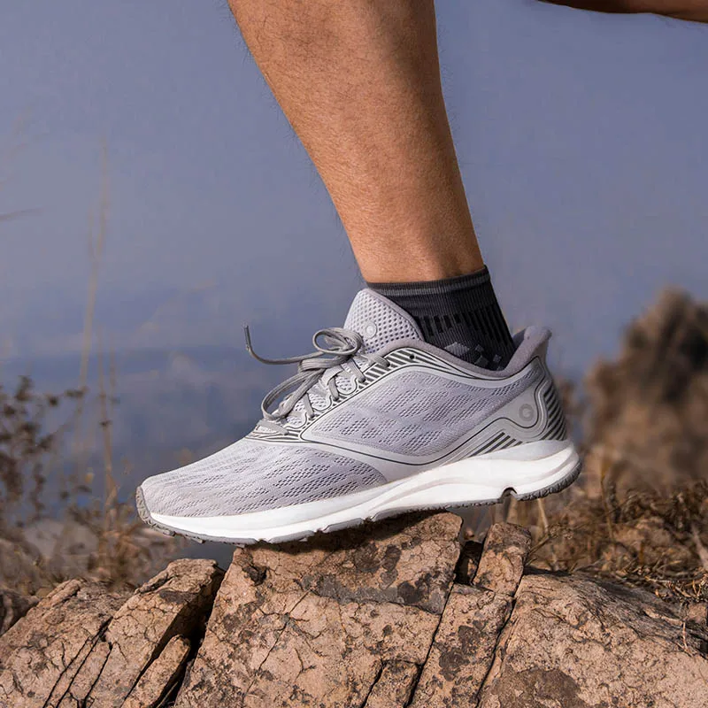 

Youpin Antelope Light Shoes Outdoor Sports Shoes Goodyear Rubber Breathable Sneakers Smart Running Sneakers For Xiaomi Amazfit