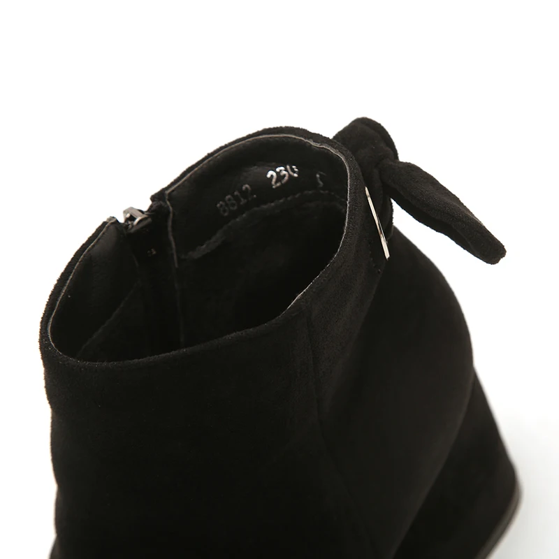 

New Women's Boots Autumn Winter Korean Version of Women's Pointy Boots Women's Shoes Nude Boots