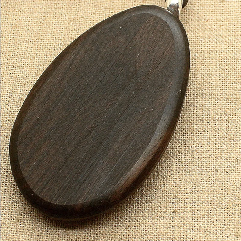 Женское ожерелье с подвеской в виде листьев гинкго длинное гравировкой из