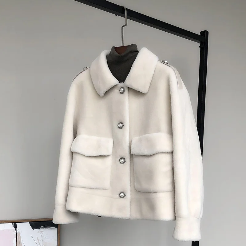 Новый натуральный стрижки овец пальто с мехом для Женщин натуральном овечьем