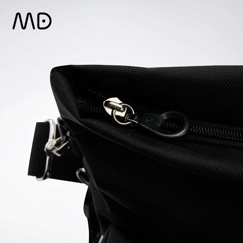 

Mandarina Duck MD20 Series Unisex Large Capacity Handbag Young Messenger Bag Fashion Casual Leisure Lightweight Shoulder Bag