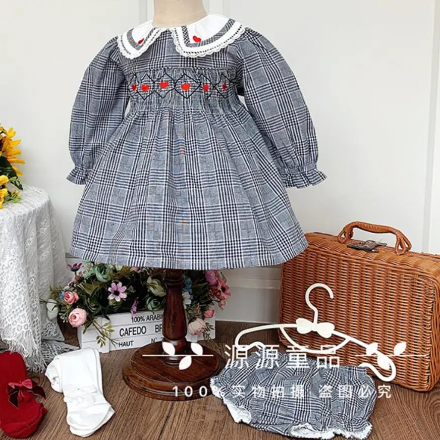 

baby girl vintage smocked Spanish Houndstooth embroidered princess dress kids long sleeve peter pan collar bottoming dress