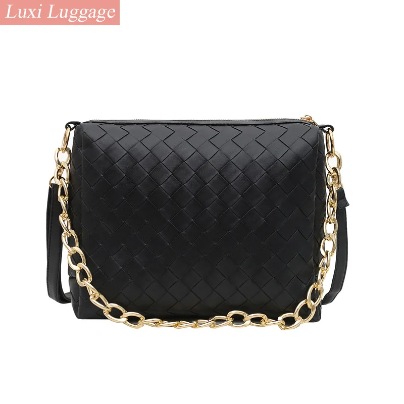 

New underarm bag in 2021 women's fashion chest bag single shoulder chain messenger bag Bucket bag chain crossbody bag